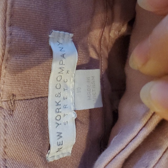 Newyork and Company Crop slacks - Picture 2 of 3